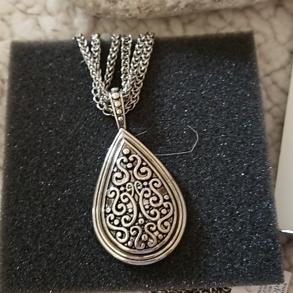 ⚫New Lia Sophia silver necklace⚫ - Picture 2 of 6